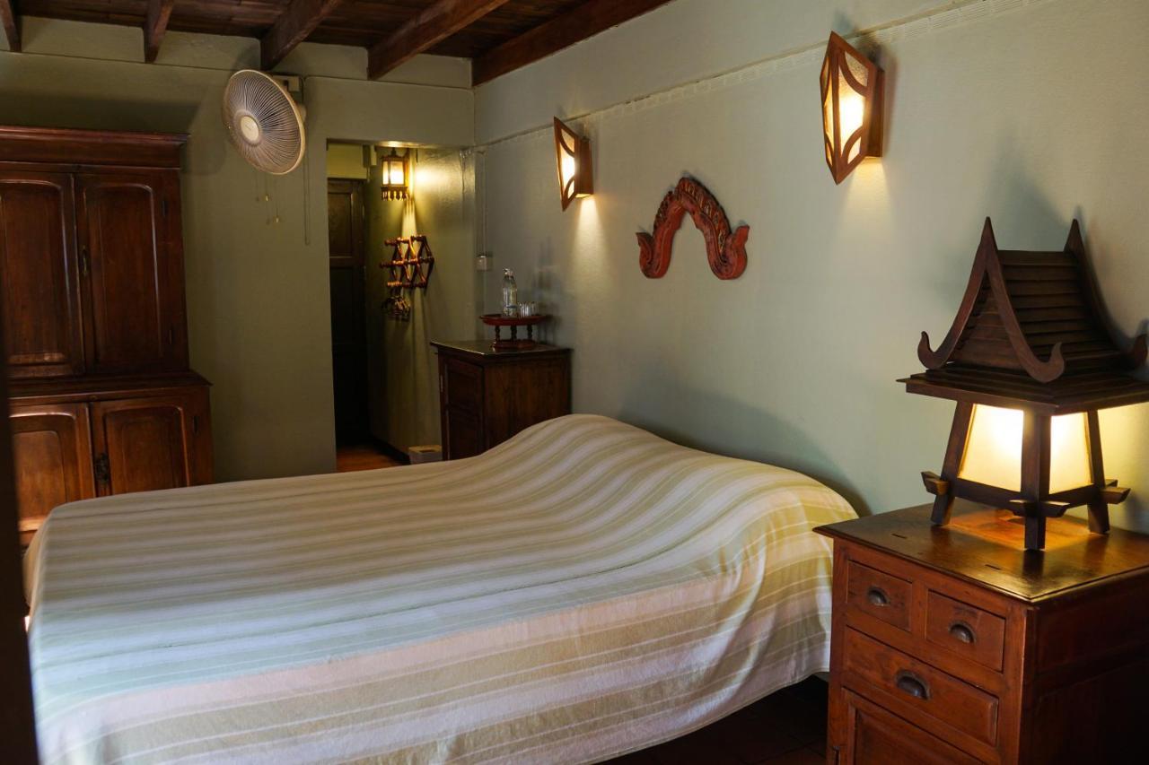 לאמפאנג The Riverside Guest House מראה חיצוני תמונה