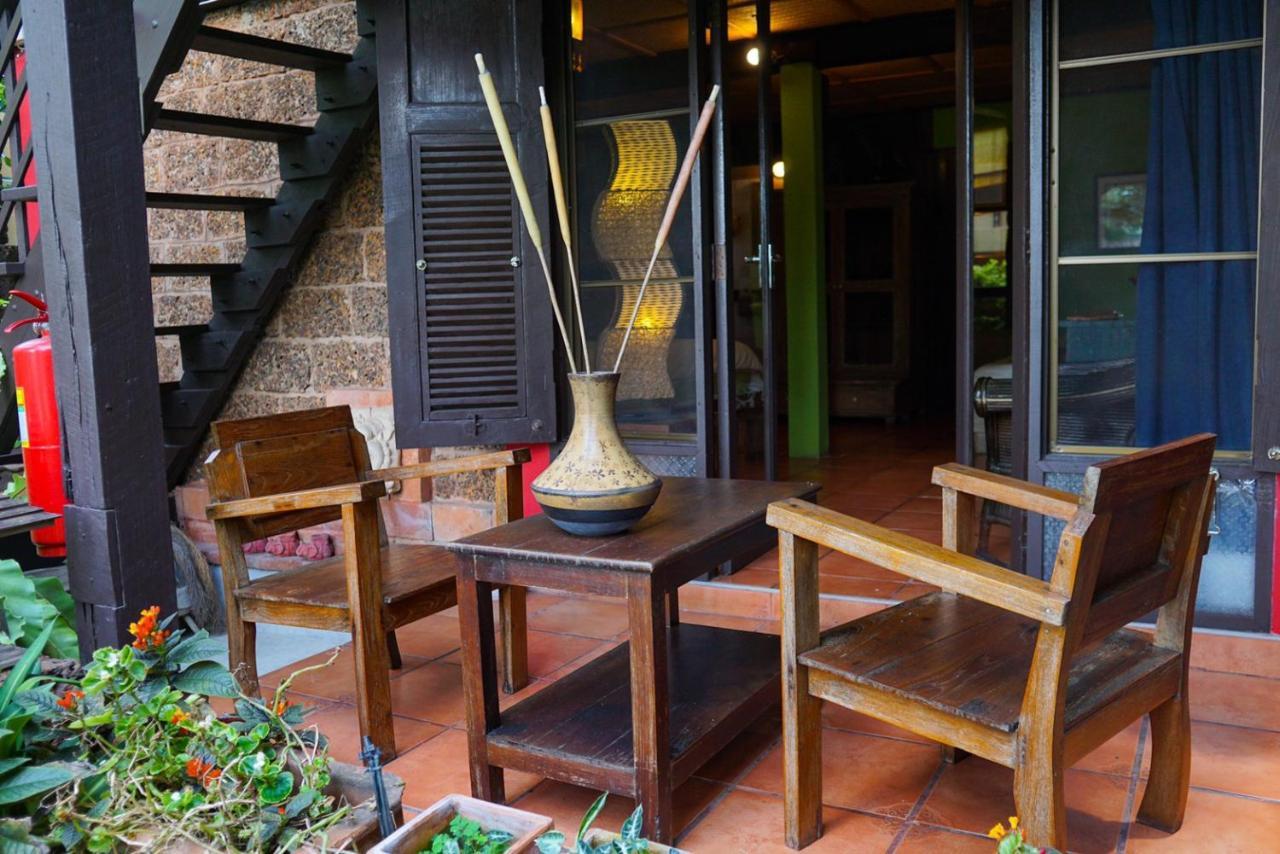 לאמפאנג The Riverside Guest House מראה חיצוני תמונה