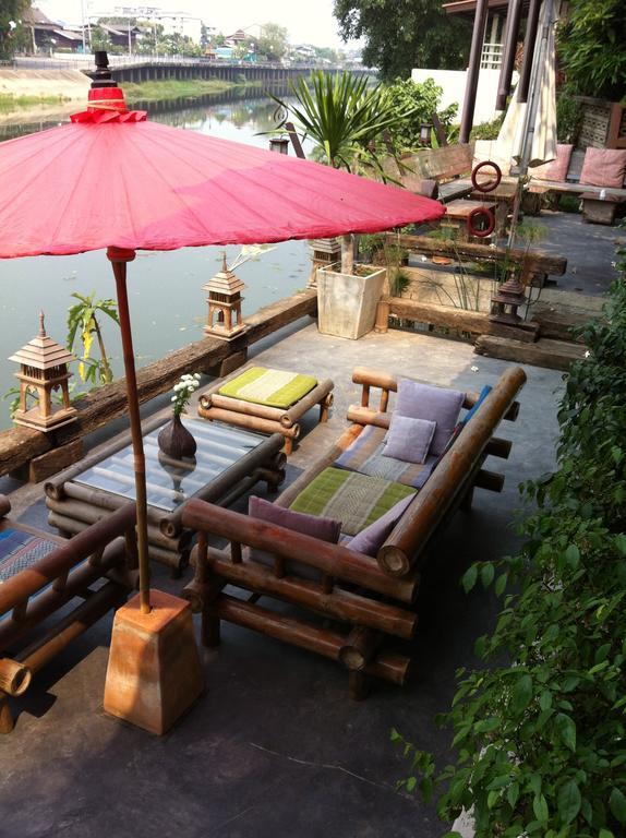 לאמפאנג The Riverside Guest House מראה חיצוני תמונה