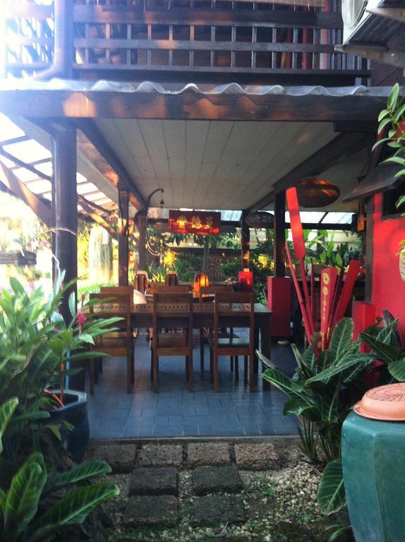 לאמפאנג The Riverside Guest House מראה חיצוני תמונה