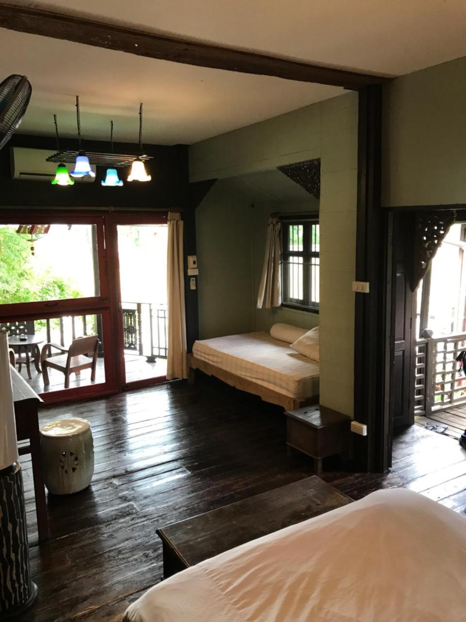 לאמפאנג The Riverside Guest House מראה חיצוני תמונה